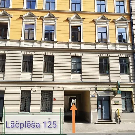 Low Budget Flat 53 In The City Center Free Parking * Riga
